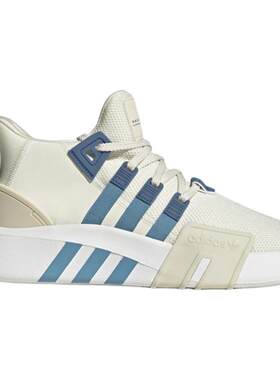 天猫国际Adidas中帮运动鞋