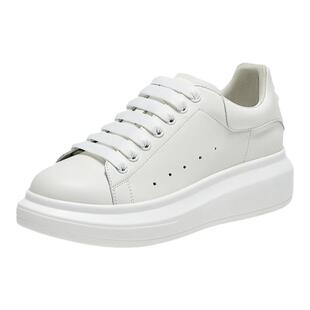 百思图春商场新款牛皮休闲小白鞋松糕厚底女运动板鞋ZWZA3AM4