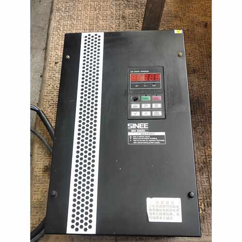 议价正弦变频器30KWEM330DSJ0303EM33维修