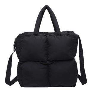 2024新款包包女小众简约充棉方块包百搭通勤托特包柔软斜挎棉服包