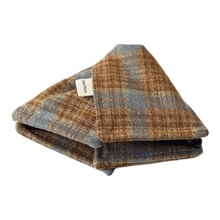 川野法式毛绒格纹三角形抓夹女新款简约百搭鲨鱼夹大号发量多发饰