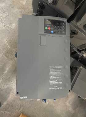 三肯变频器18.5/22KW S06-4A049-B 原装拆议价