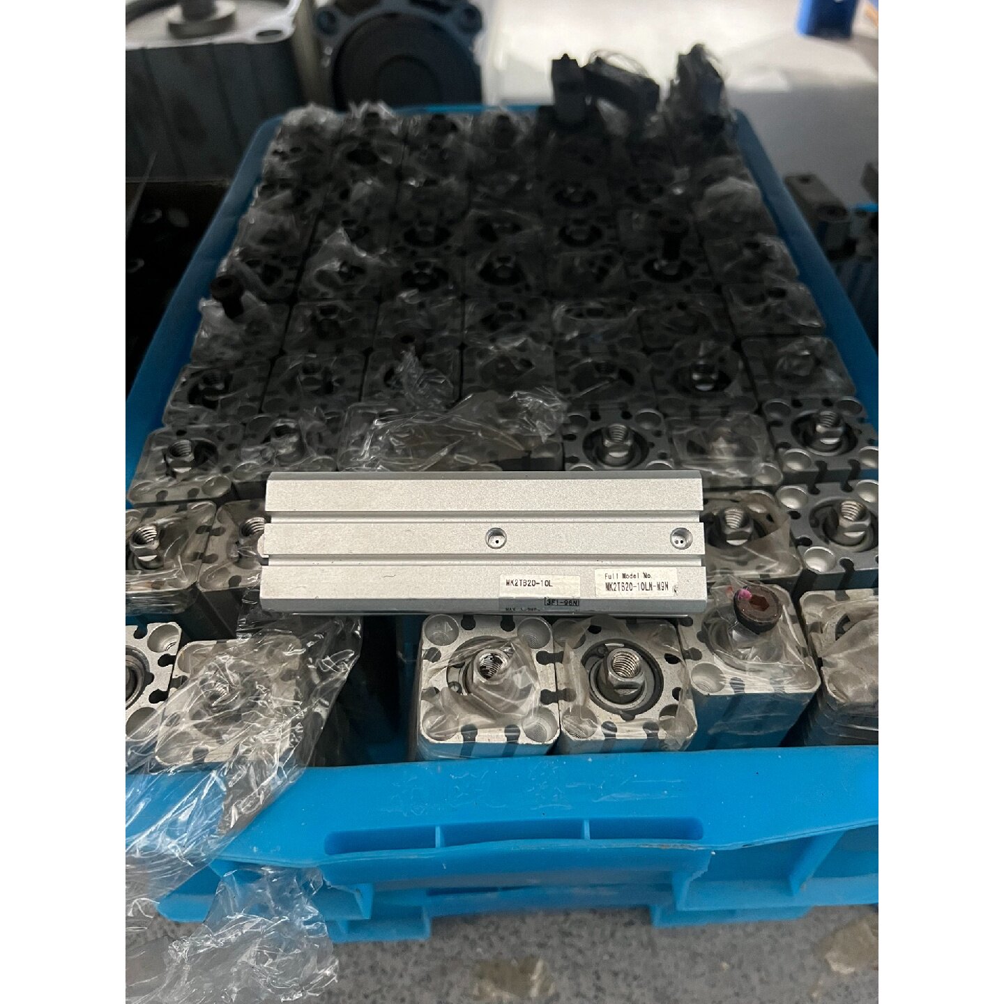 询价下单SMC原装MK2TB20-10L气缸，现货多 实惠 、实图片
