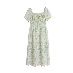 轻奢小众甜美雪纺刺绣收腰清新胖莹莹大码女装胖妞方领长款连衣裙