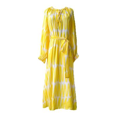 黄色印花飘逸气质灯笼袖连衣裙