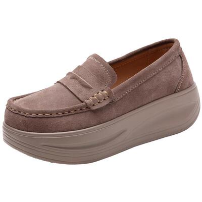 软底真皮舒适休闲妈妈鞋不累脚