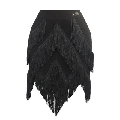 塔状流苏线条，收腰显腿长显速度