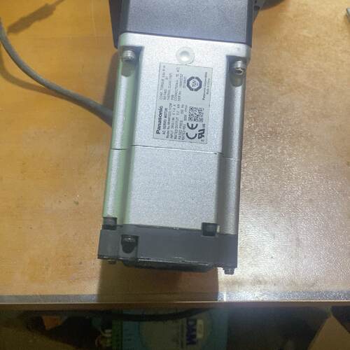【请询价】A6伺服电机MHMF022L1V2M两台，MSMF022