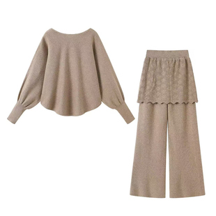 超火时尚针织一整套穿搭女秋冬新款慵懒风毛衣蕾丝屁帘长裤两件套