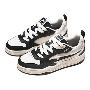 特步流星鞋板鞋男鞋冬季新款百搭休闲鞋耐磨运动鞋女款新年配色