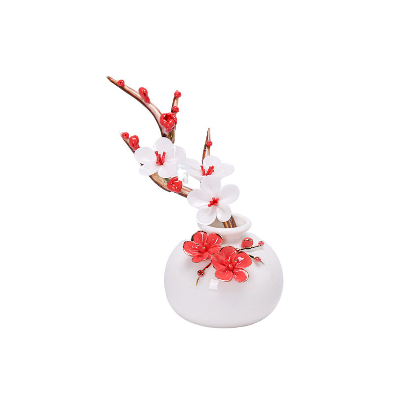 陶瓷手工捏花梅花圆瓶插花瓶摆件