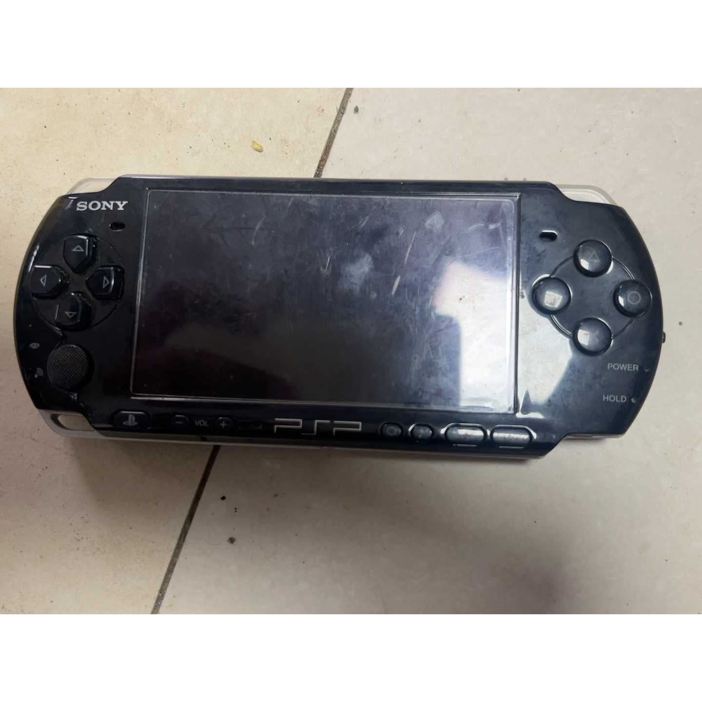 索尼PSP3004黑色掌机，型号PSP-3004，原装裸机一