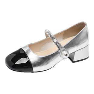 达芙妮银色小香风玛丽珍鞋女2026新款春季法式单鞋黑白高跟小皮鞋