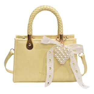 今年流行爆款包包女2026新款高级感百搭斜挎包时尚超火手提小拎包