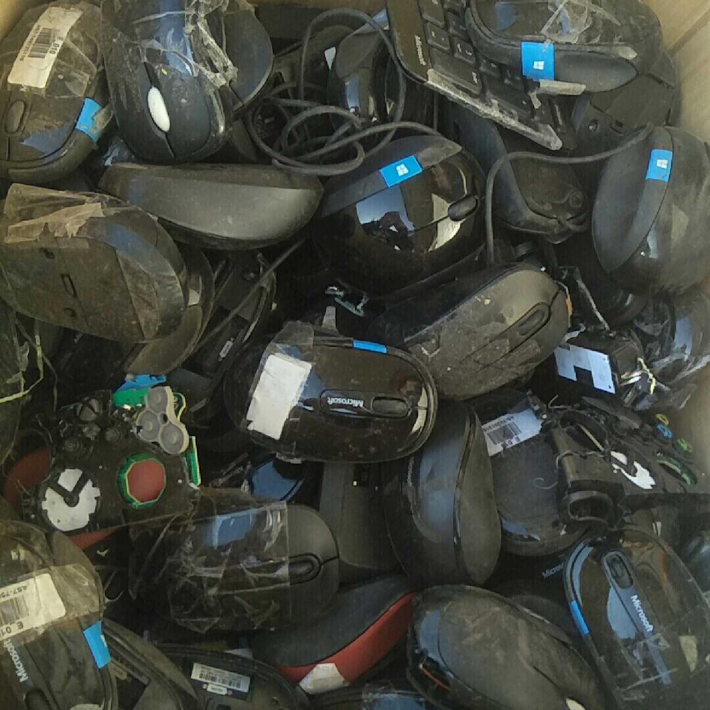 微软无线鼠标一箱有砸伤一起打包