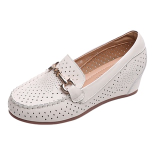 内增高豆豆鞋2026年新款一脚蹬真皮镂空洞洞鞋透气休闲坡跟女鞋夏