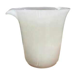 高档冰种璞玉喝茶公道杯轻奢茶道马蹄公杯家用待客倒茶分茶器陶瓷