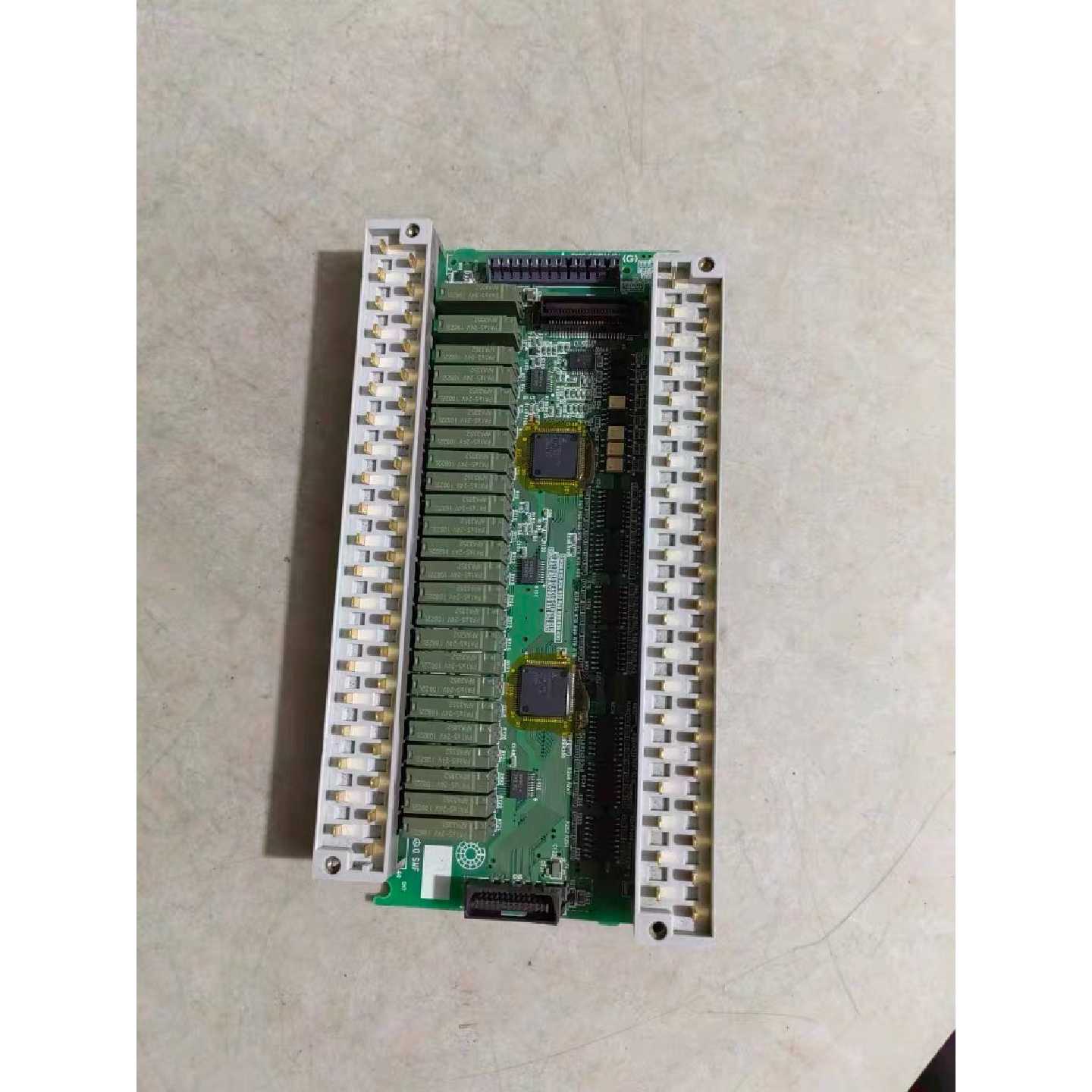 议价三菱PLC控制器FX3G60MRESA中板FX3G6可维修