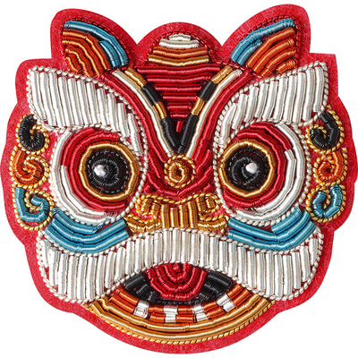 龙年醒狮手工刺绣胸针