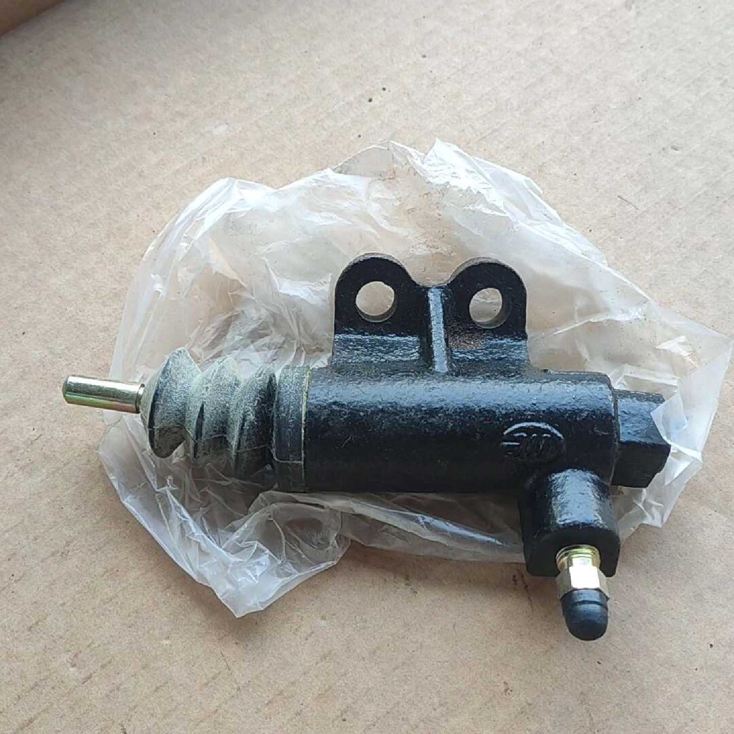 议价三菱V31离合器分泵猎豹四缸离合器分泵可维修