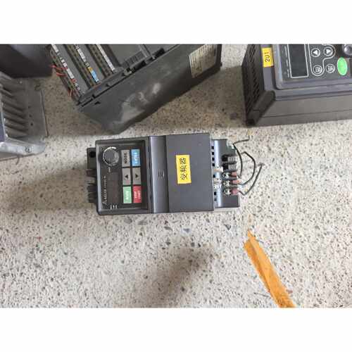 台达变频器VFD007EL21W0.75KW20024