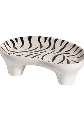 森度摆件摆盘样板房家居托盘创意小众陶瓷手工异形三角盘高脚杯