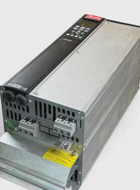 Danfoss VLT 5000 VLT5016PT5C20STR3DLF10A00C0 VLT5000