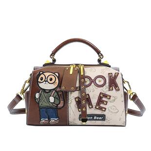 2026新款时尚百搭小熊单肩手提包女小众设计枕头包撞色通勤斜跨包