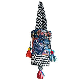 波普先生原创小众多巴胺猫咪个性水桶包民族风度假旅行潮休闲流苏