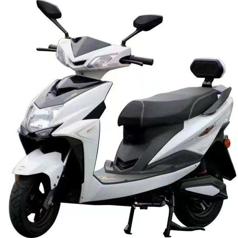 2025尚领60-72V大踏板电动摩托车