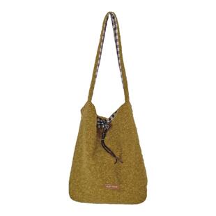 黄果树软绒毛单肩斜挎包秋冬新款水桶包大容量学生单肩手提托特包