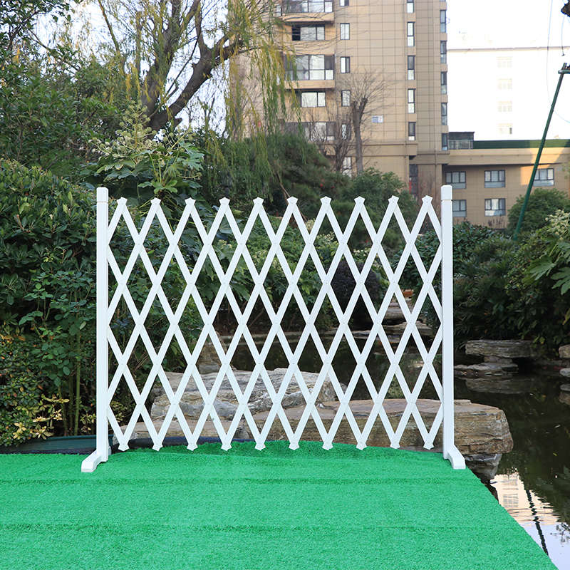 户外防腐木栅栏伸缩围栏网格花园宠物隔断装饰室外护栏庭院木篱笆