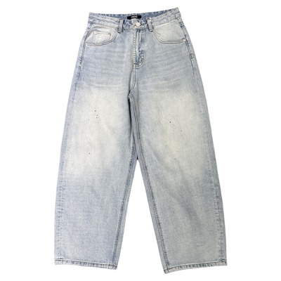 漆点水洗浅蓝色阔腿牛仔裤男