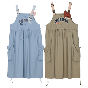 森女部落原创复古抽褶休闲背带工装连衣裙露营风伞裙2026新款夏款