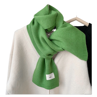 绿色围巾女冬季2026新款小围脖高级感护颈针织韩版保暖百搭氛围感