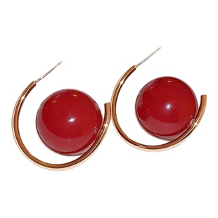 时尚小众设计感个性C形红色大珠耳环气质高级轻奢百搭耳钉耳饰