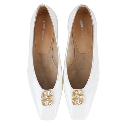 IORE理想矿石皱金扣方头平底单鞋