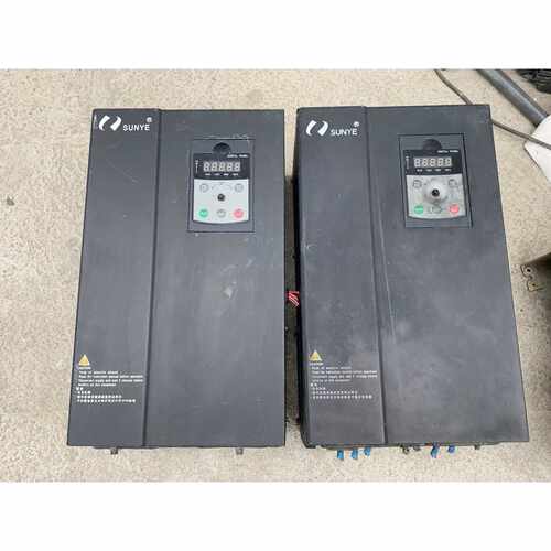 议价CM560C4T030GB日业变频器30KW380V维修