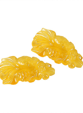 鲤鱼天然蜜蜡鸡油黄手串挂件吊坠