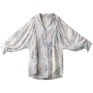 江南范交襟刺绣改良低领汉服上衣日常可穿通勤V领新中式秋天小衫