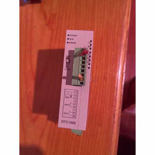 询价台达PLC温度模块 DTC1000V   成色如图，