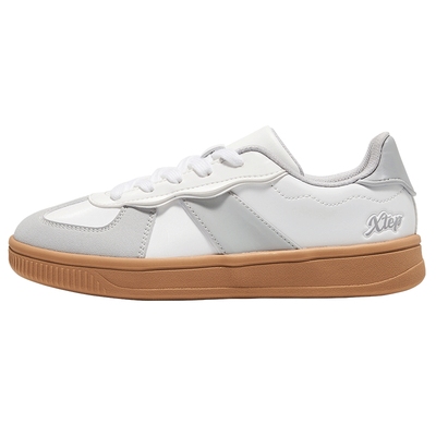 特步童鞋2025冬季新款正品中大童女童休闲板鞋儿童运动防滑德训鞋