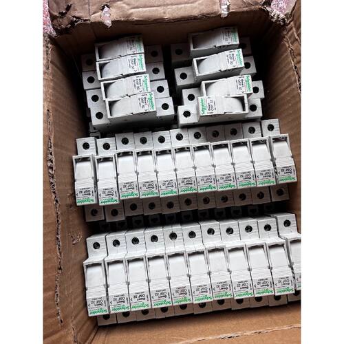 OSF32 施耐de 断路器现货