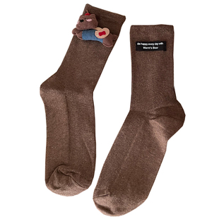 袜子女秋冬纯棉咖色卡通玩偶布标搭配小皮鞋日系可爱甜美中筒袜潮