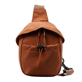 手机包女式2025新款小型便携胸包男斜挎包小型挎包百搭休闲散步包