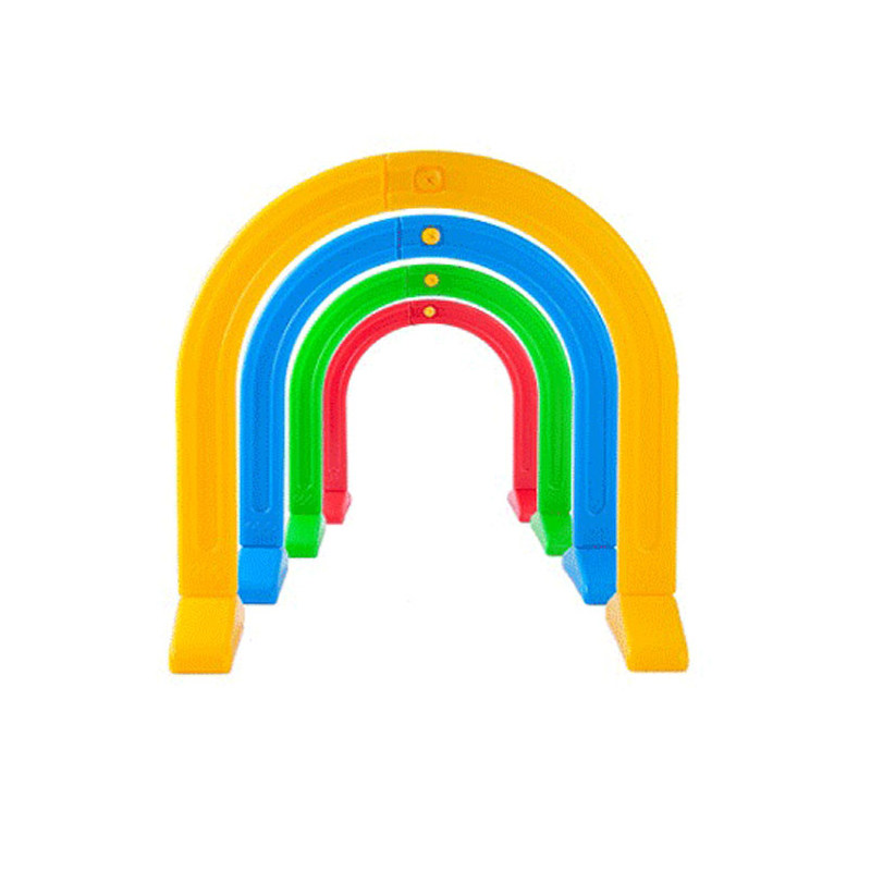 幼儿园户外跨栏爬行钻洞感统训练