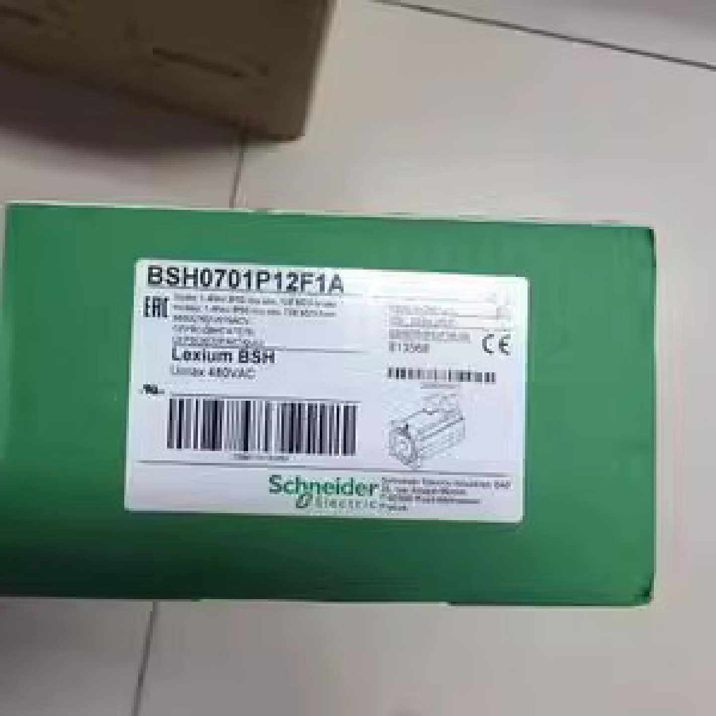 议价施耐德电机BSH0701P12A2A全新正品大量现货质保一年可开增票.
