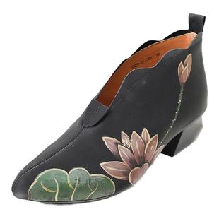 相伴官方真皮秋冬新款短靴女尖头中老年鞋子民族风手工旗袍女靴子