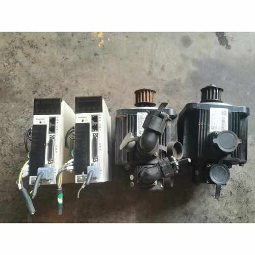 议价驱动器K2R20J电机M1304025FHA8C0A0维修