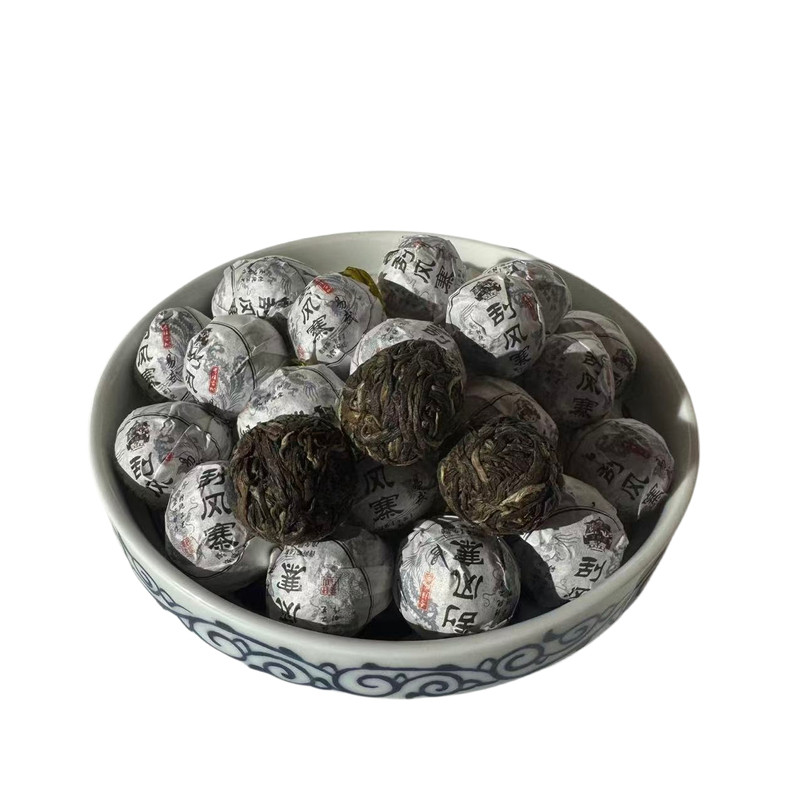 易武刮风寨100克古树龙珠普洱茶